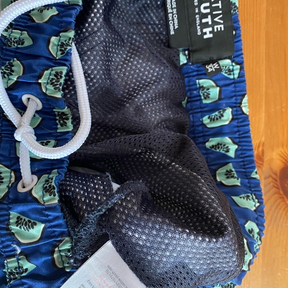 Native Youth swim shorts - Picture 4 of 4